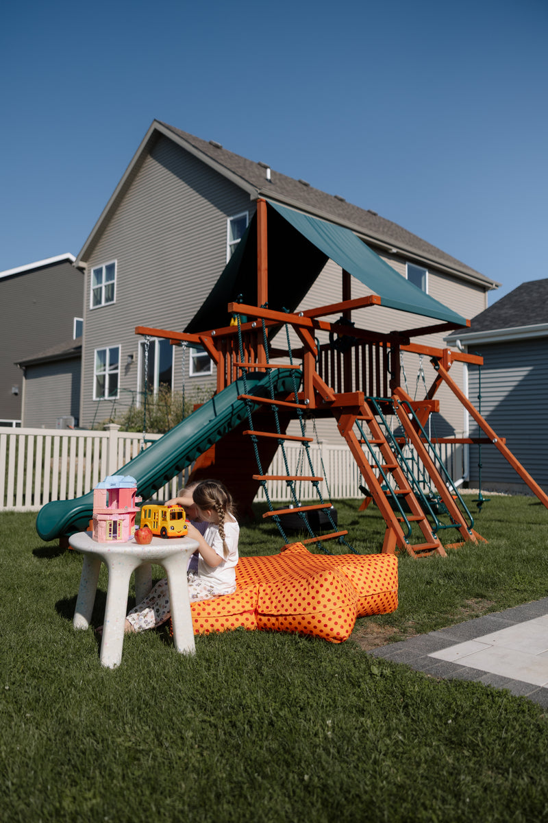 Giraffe Superstar Crash Pad in a real home